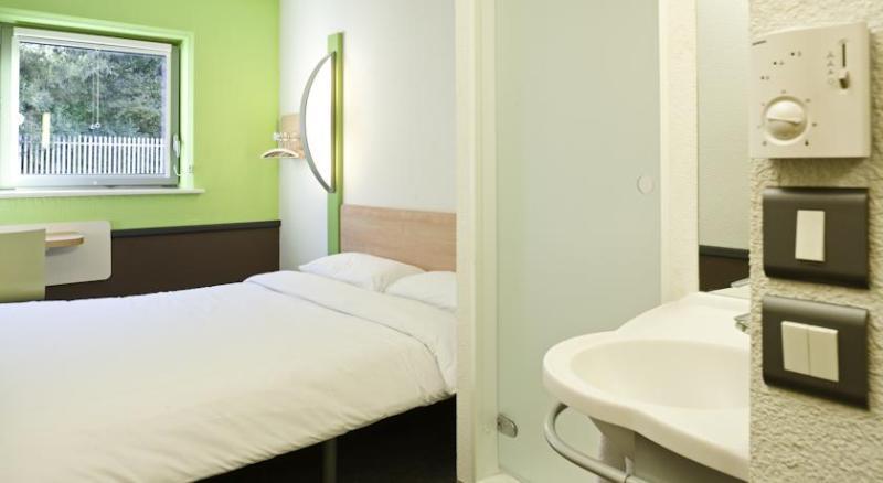 Ibis Budget Bradford Брадфорд Экстерьер фото